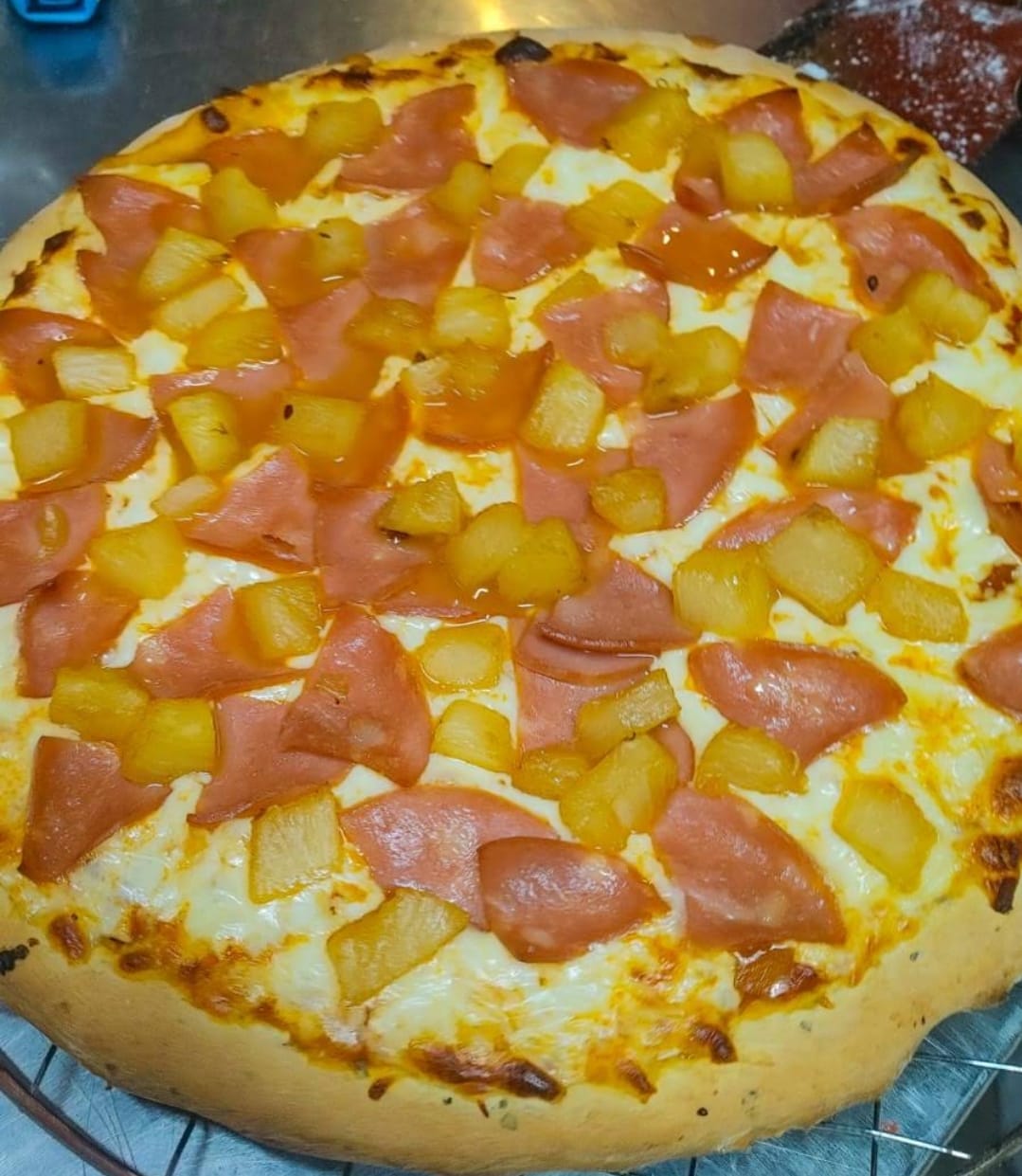 Pizza Carne Asada con cilantro de El Puerto